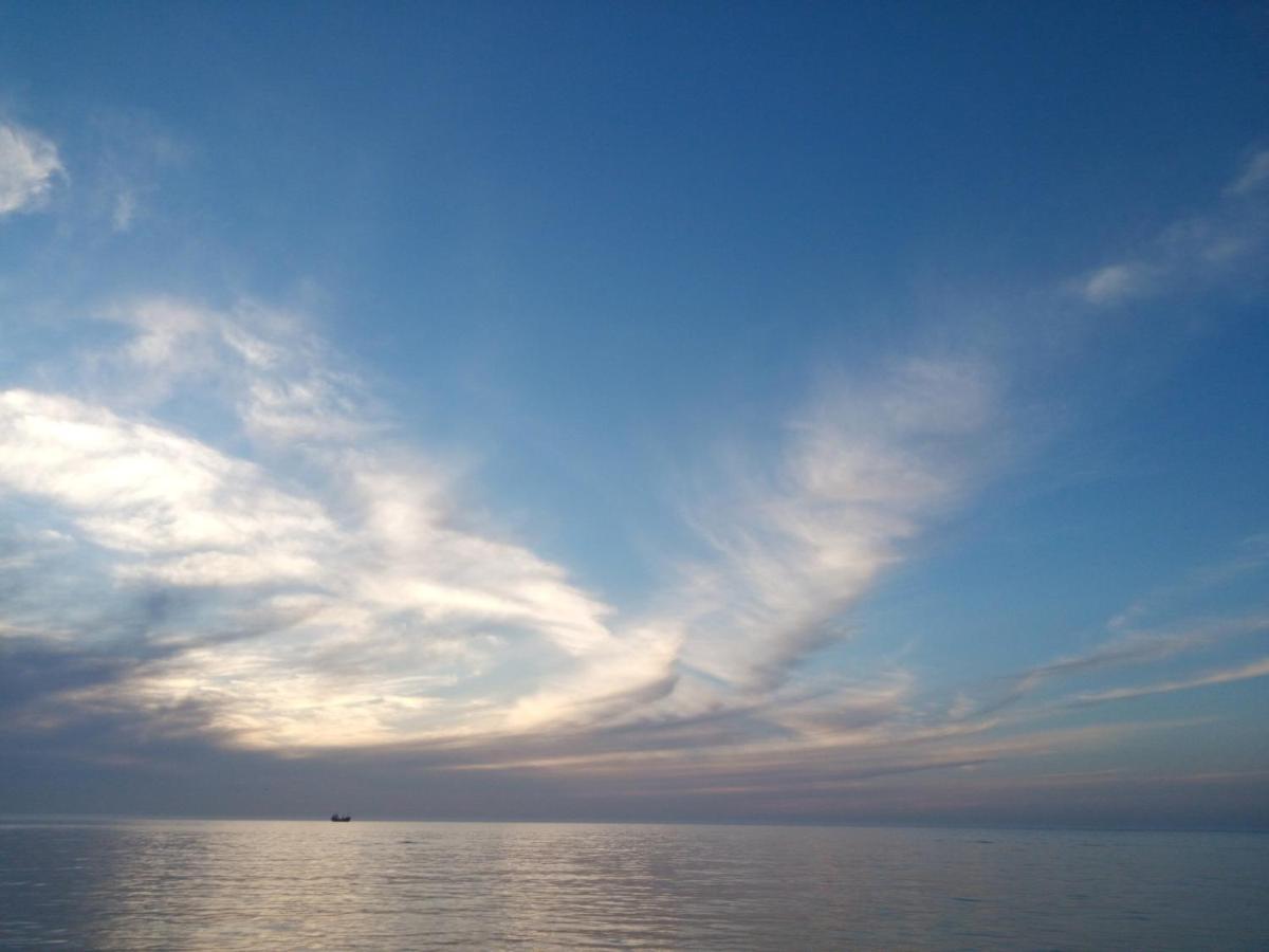 B&B Mariupol ตราปานี ภายนอก รูปภาพ