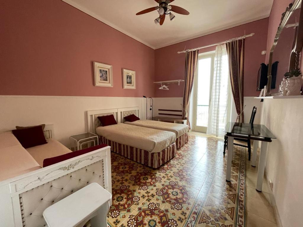 B&B Mariupol ตราปานี ภายนอก รูปภาพ